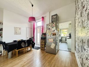 Dining Room- click for photo gallery